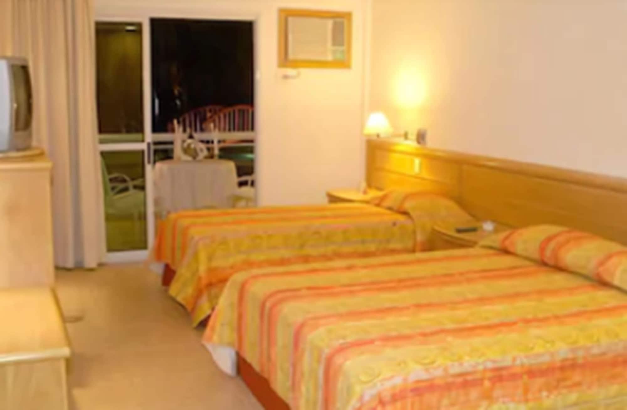 Hotel Atlântico Búzios Convention Extérieur photo A typical hotel room
